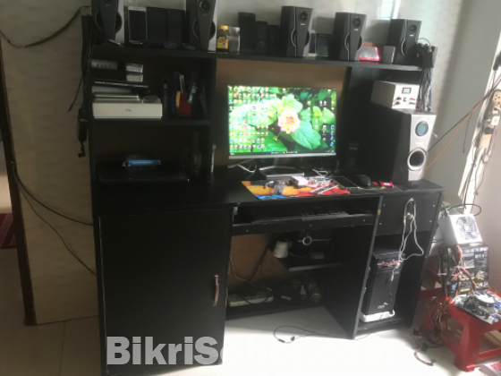 Computer Table